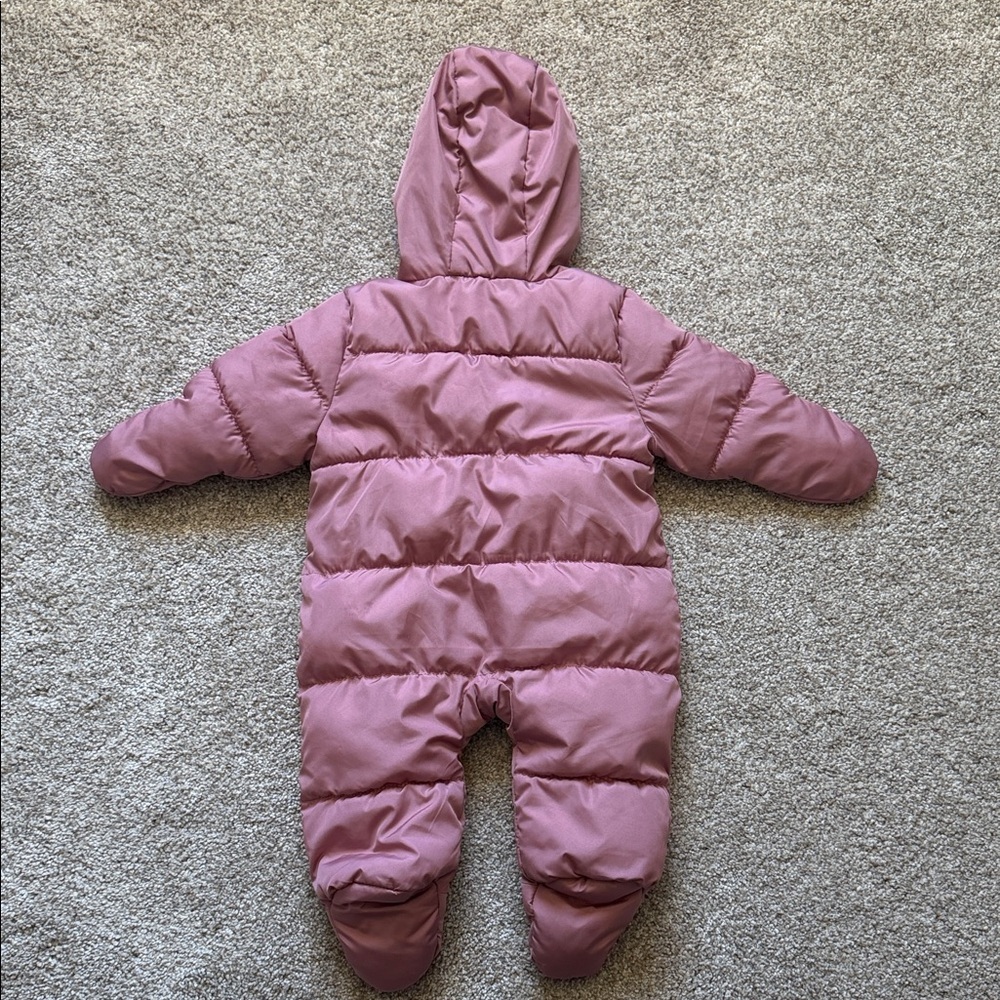 Old Navy Baby Girls Water-Resistant Frost Free Puffer Snowsuit Woodrose 0-3month - Picture 5 of 10